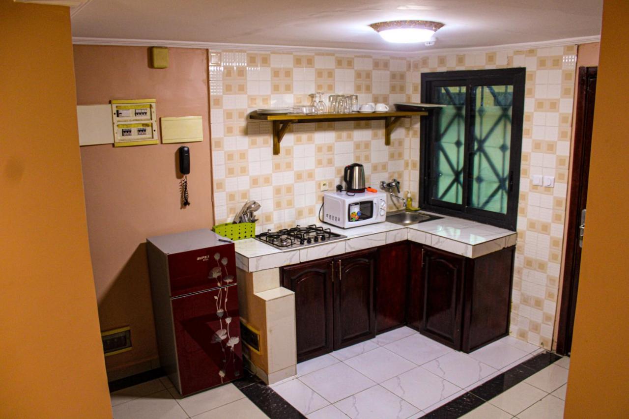 Residence Le Carat Douala Exterior photo